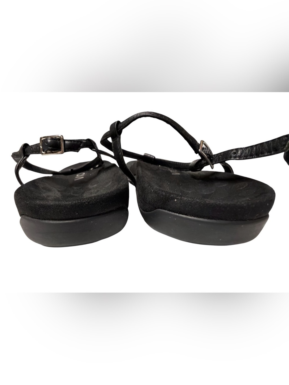 Vionic Black toe-post Thong Sandals with Silver Accents Size 8 - Picture 3 of 6